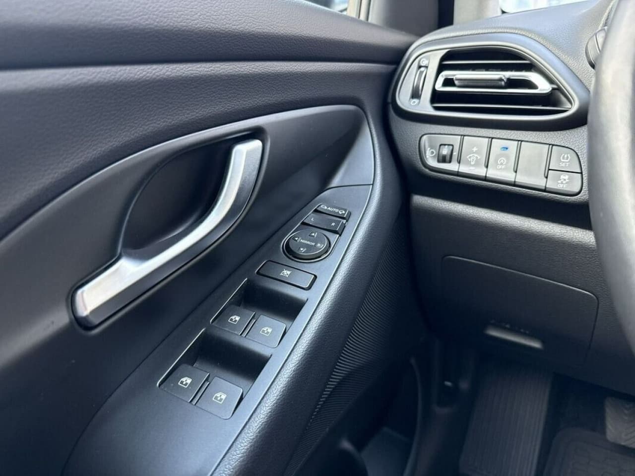 Hyundai i30 - zdjęcie 11
