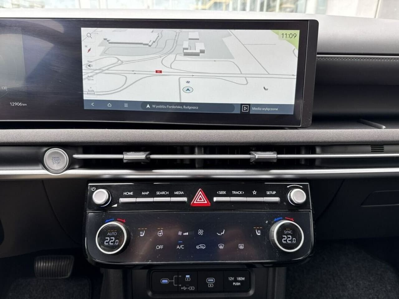Hyundai Tucson - zdjęcie 8