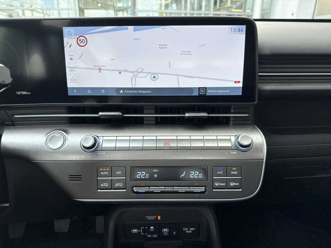 Hyundai Kona - zdjęcie 9